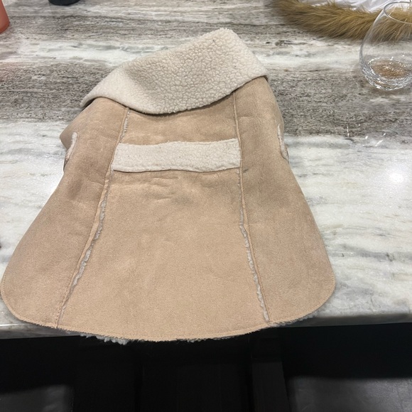 Fabulous tan suede doggy winter coat - Picture 10 of 10